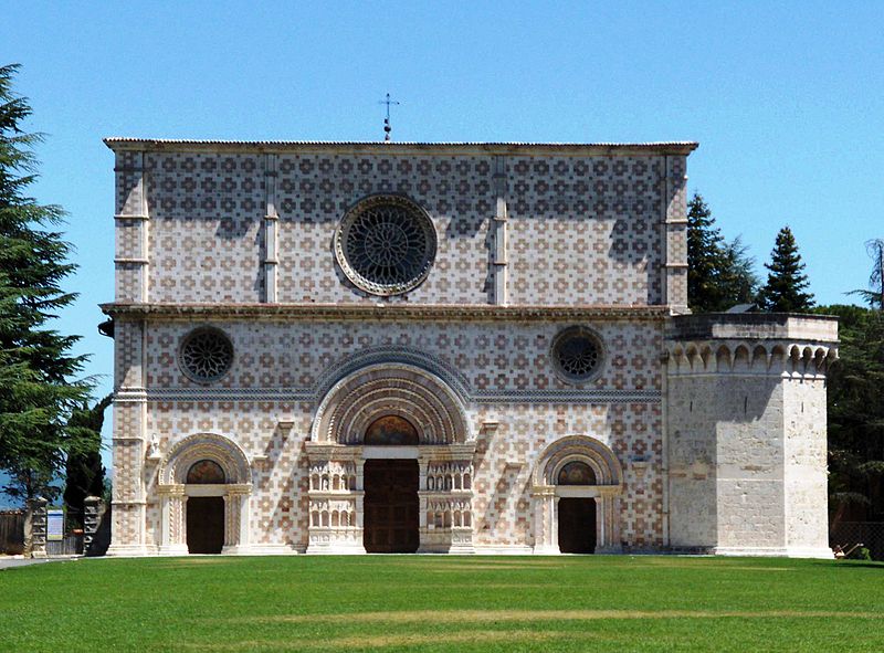 Basilica Collemaggio - Porta Santa - Perdonanza